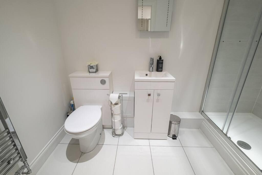 2 Bed 2 Bath Spacious Apartment In Central Aberdeen Ngoại thất bức ảnh