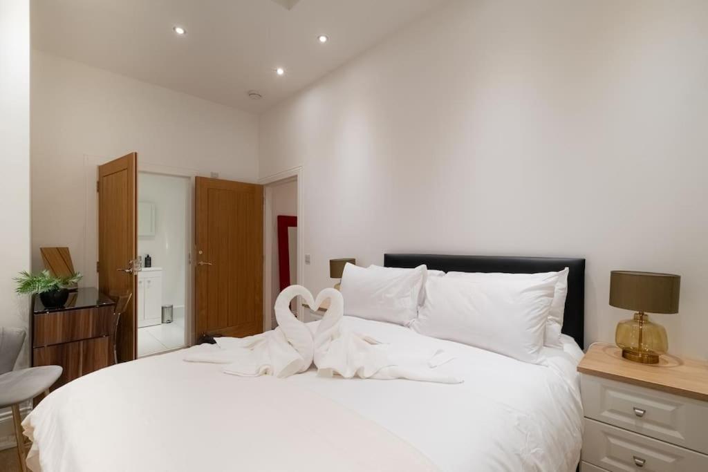 2 Bed 2 Bath Spacious Apartment In Central Aberdeen Ngoại thất bức ảnh